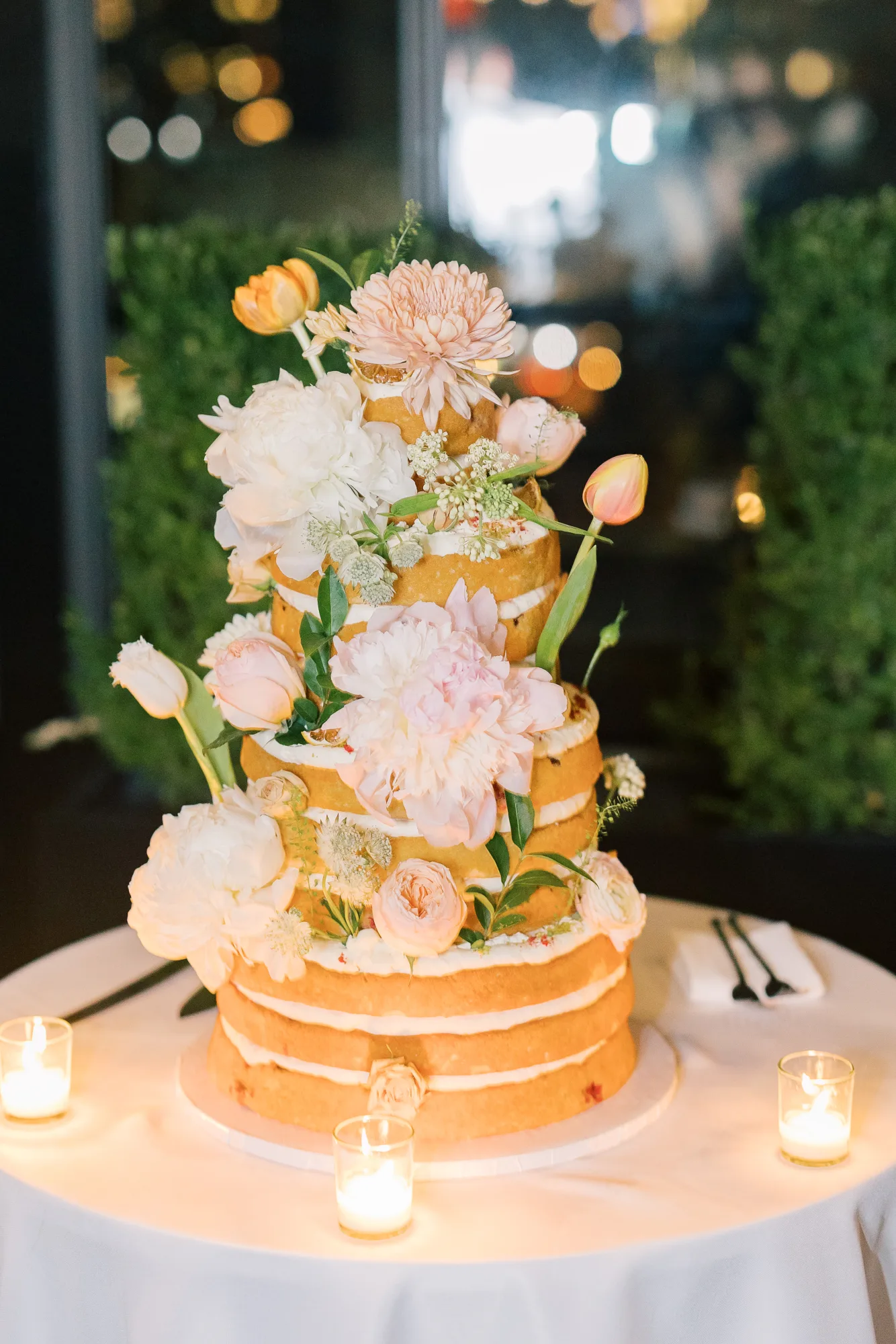Floral wedding cake