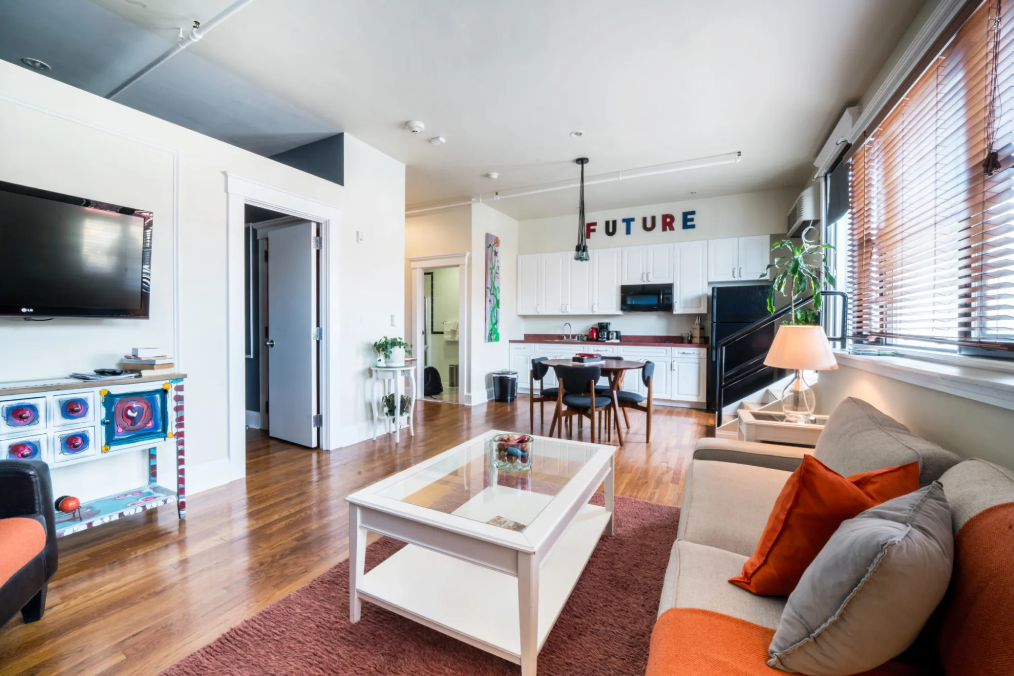 One-bedroom loft with terrace
